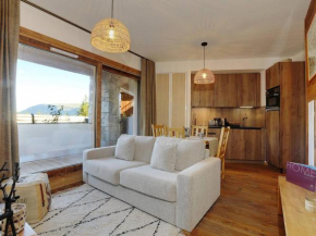 Courchevel 1650 : Appart neuf 2P+cab, idéal 4 pers proche centre avec parking - FR-1-575-188